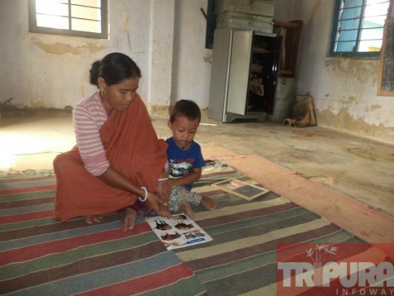 Among 51 students only one attends at Anganwadi, unhygienic food hits the students Among 51 students only one attends at Anganwadi, unhygienic food hits the students